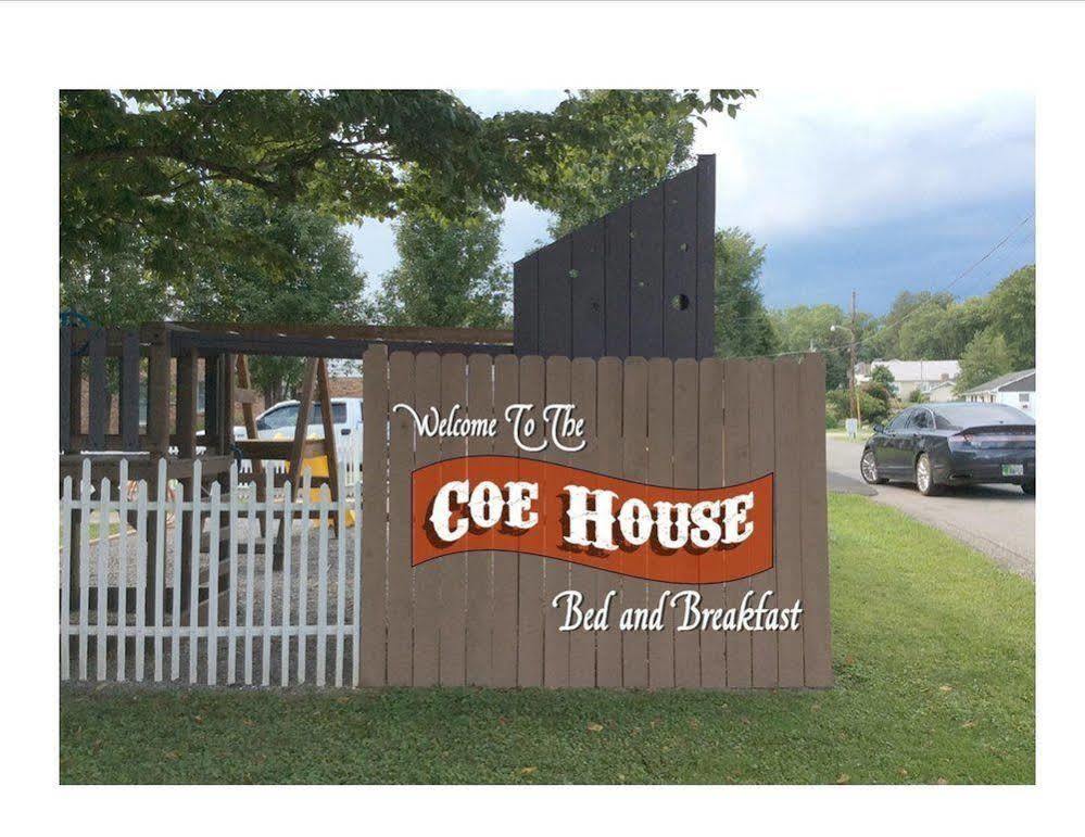 ホテルThe Old Coe House Burkesville エクステリア 写真